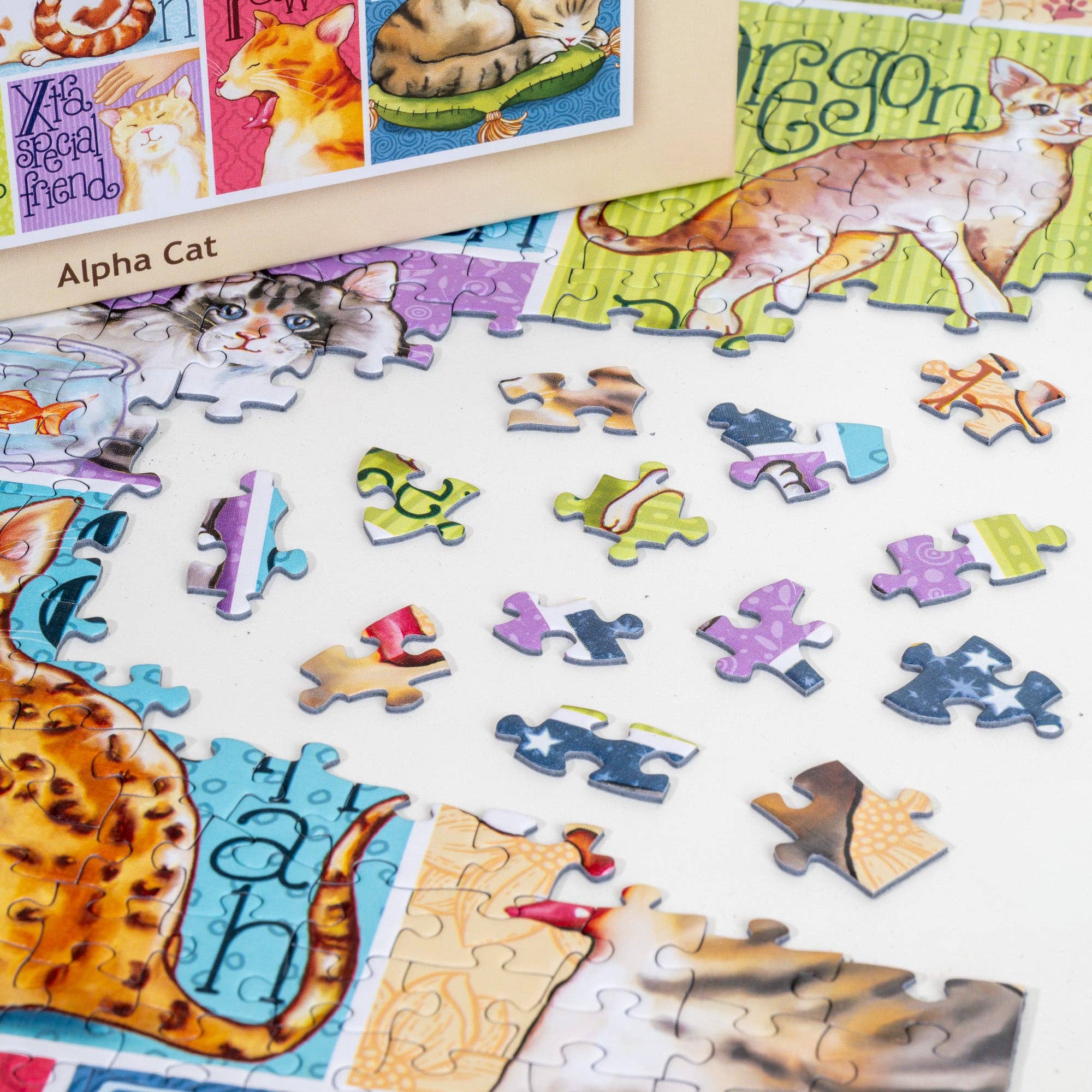 Alpha Cat – 1000 Piece Jigsaw Puzzle