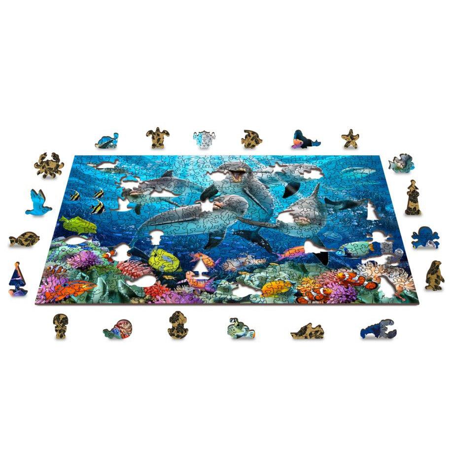 Happy Dolphins – 505 Piece Wood Puzzle