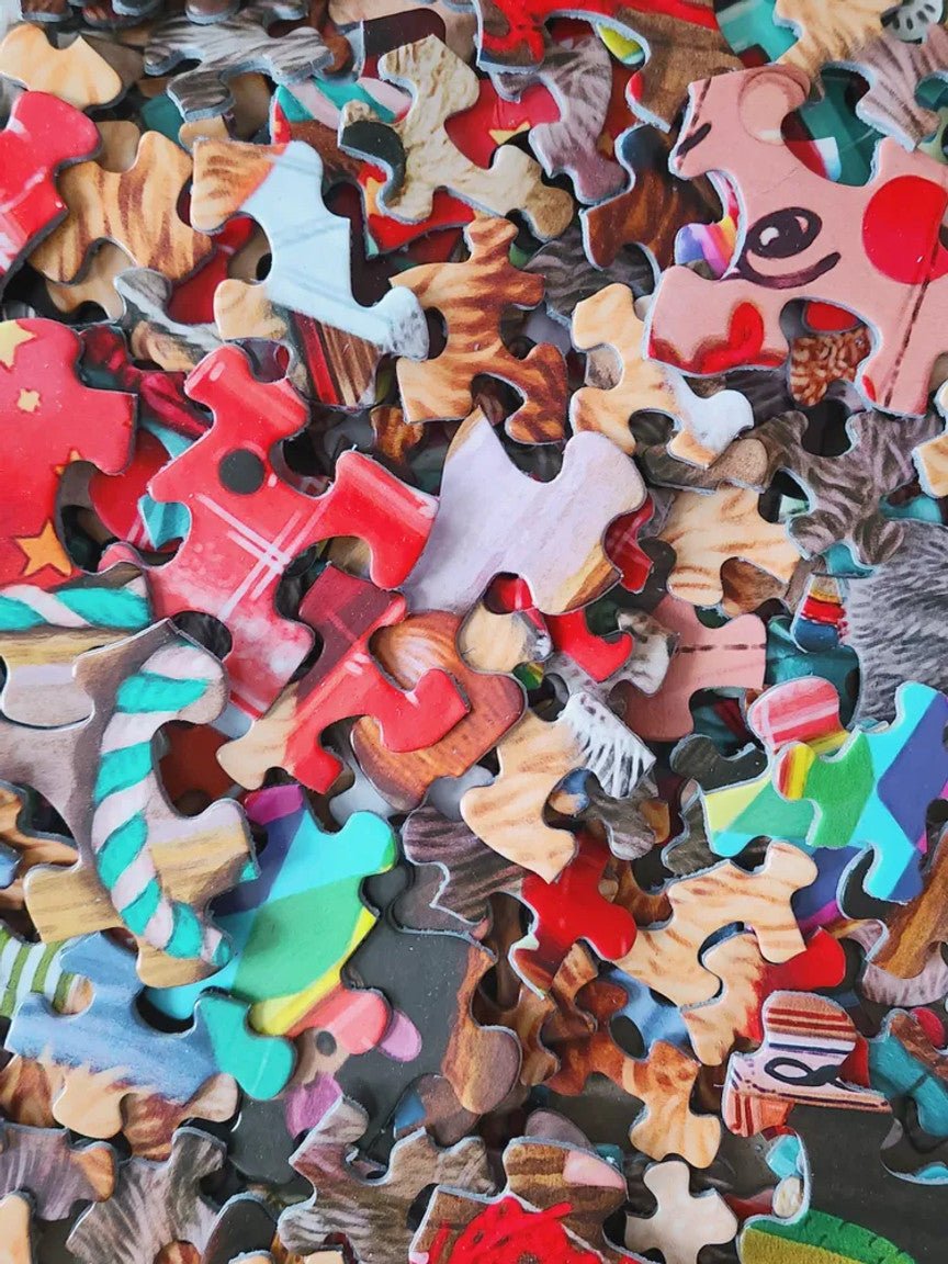 Toy Cupboard - 400 Piece Jigsaw Puzzle